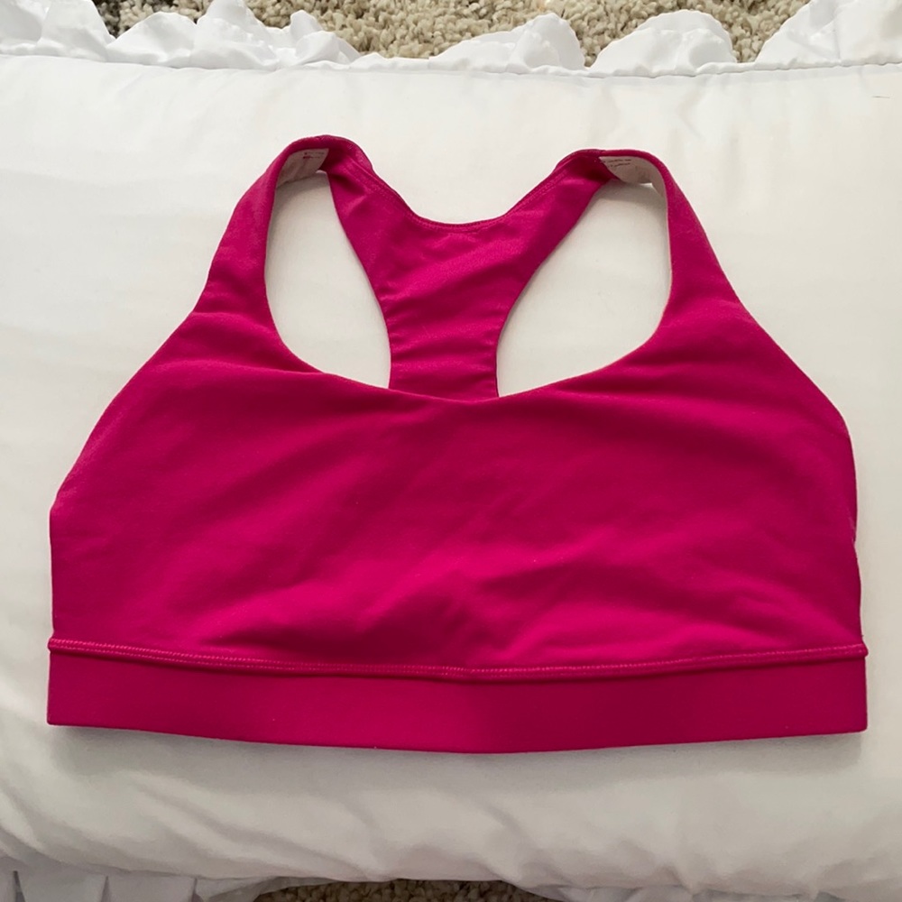 Lululemon sports bra